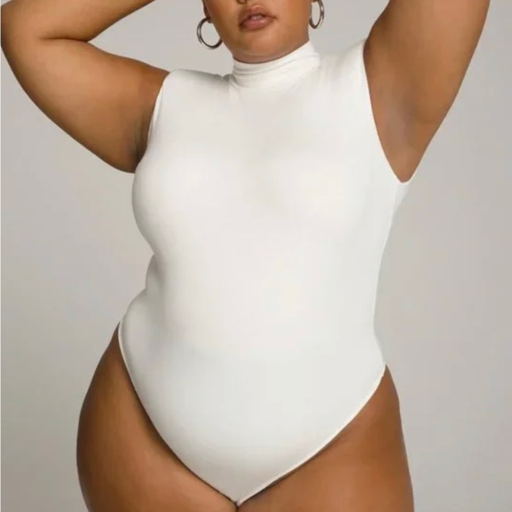 Good American BLACK Mock Neck Bodysuit size 7 (4x)